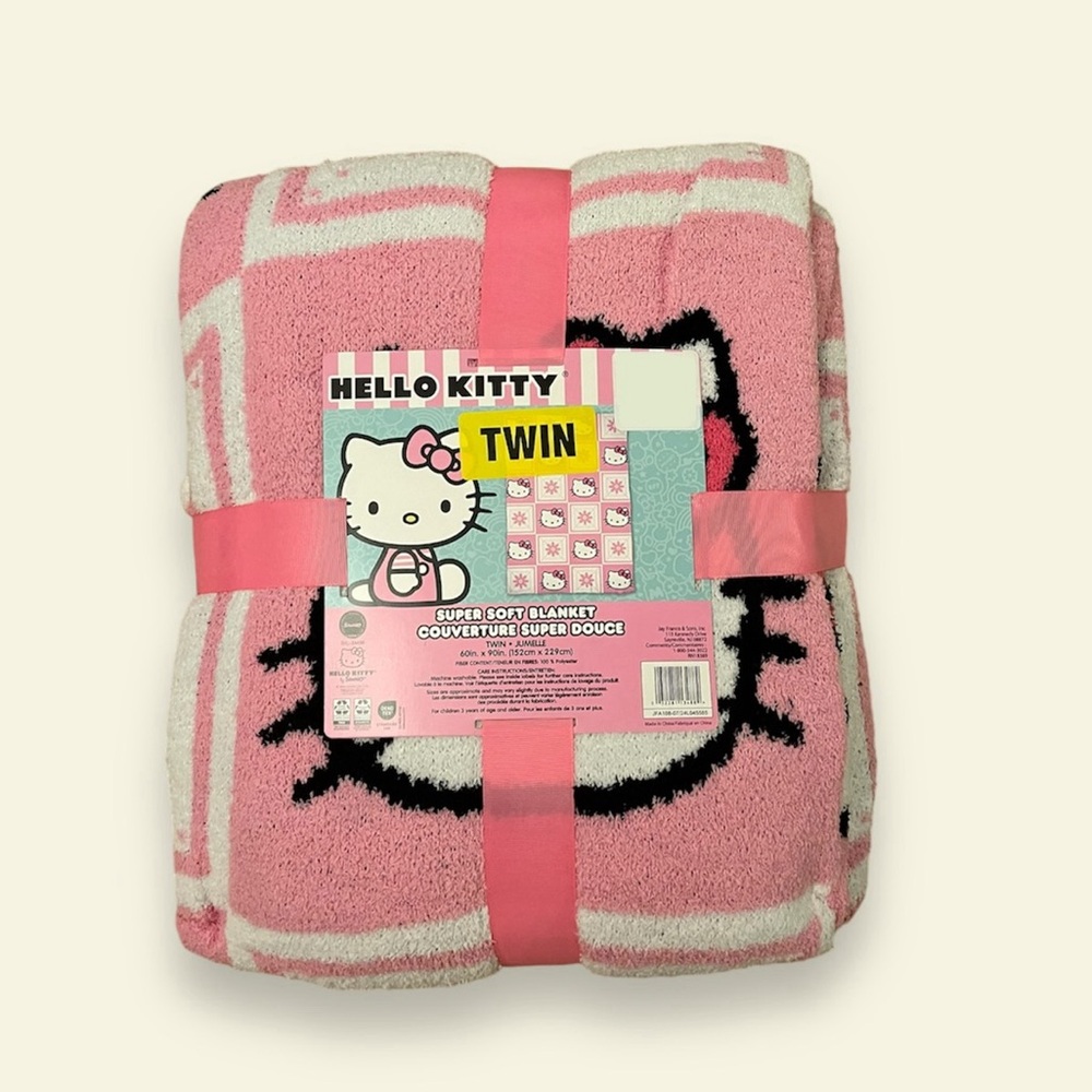 Hello kitty blanket